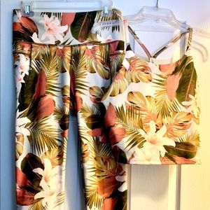 Perfect active wear fit for hiking or the gym!